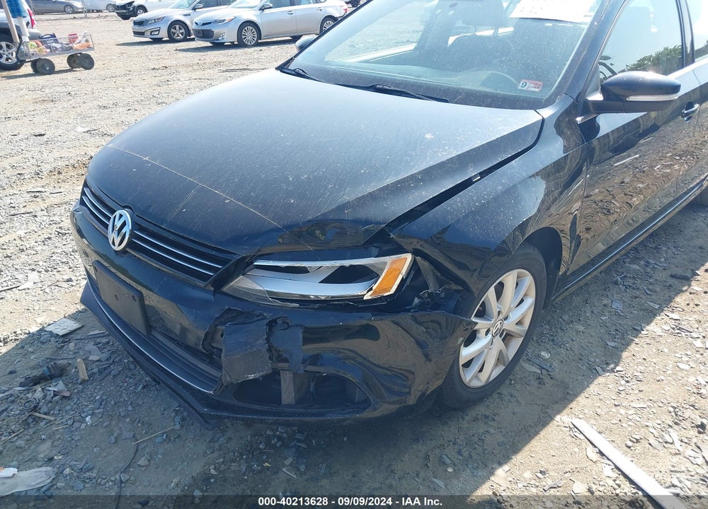2014 VOLKSWAGEN JETTA 1.8T SE VIN: 3VWD17AJ2EM432329
