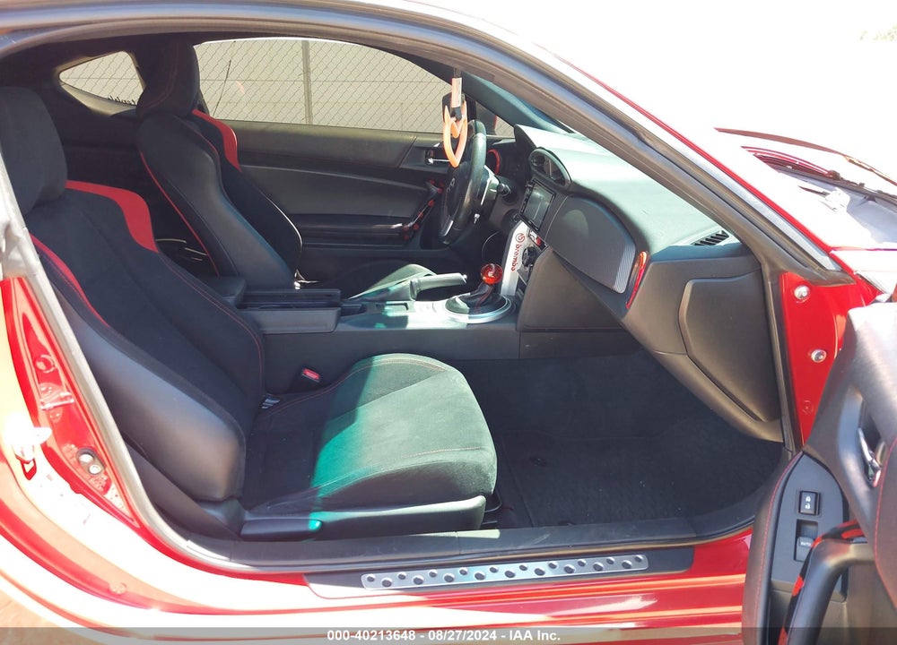 2016 SCION FR-S VIN: JF1ZNAA18G8703305