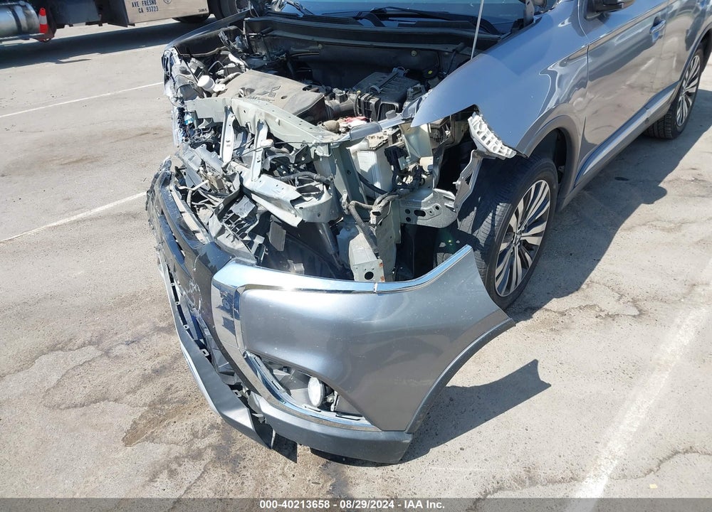 2019 MITSUBISHI OUTLANDER SE VIN: JA4AD3A32KZ046599