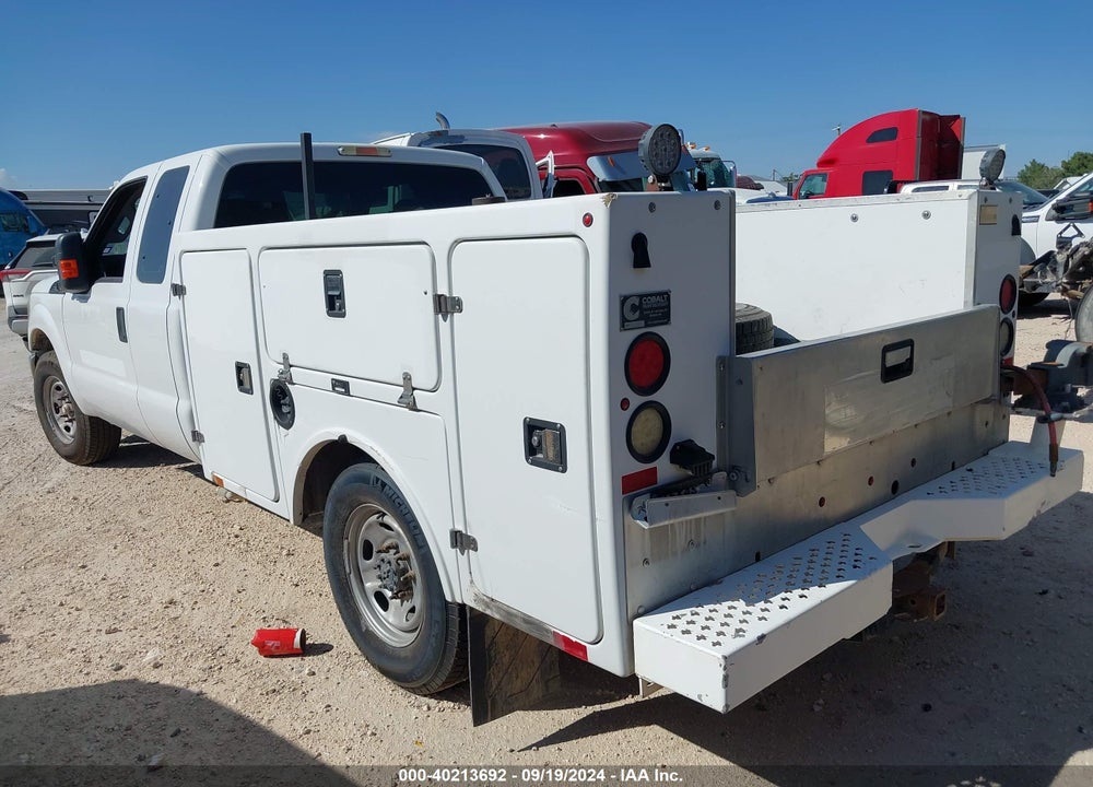 2015 FORD F-250 XL VIN: 1FT7X2A64FEC38616