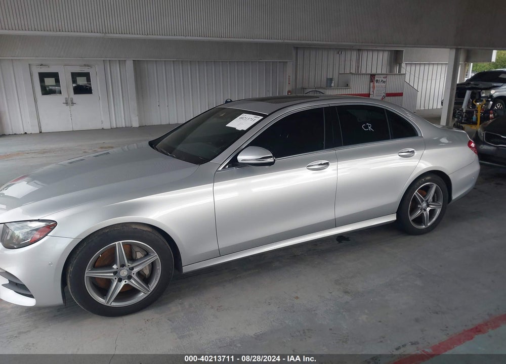 2017 MERCEDES-BENZ E 300 VIN: WDDZF4JB5HA010550