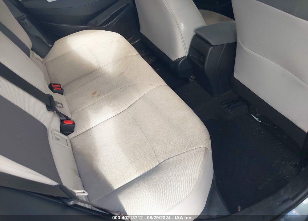 2021 TOYOTA COROLLA LE VIN: 5YFEPMAE5MP223570