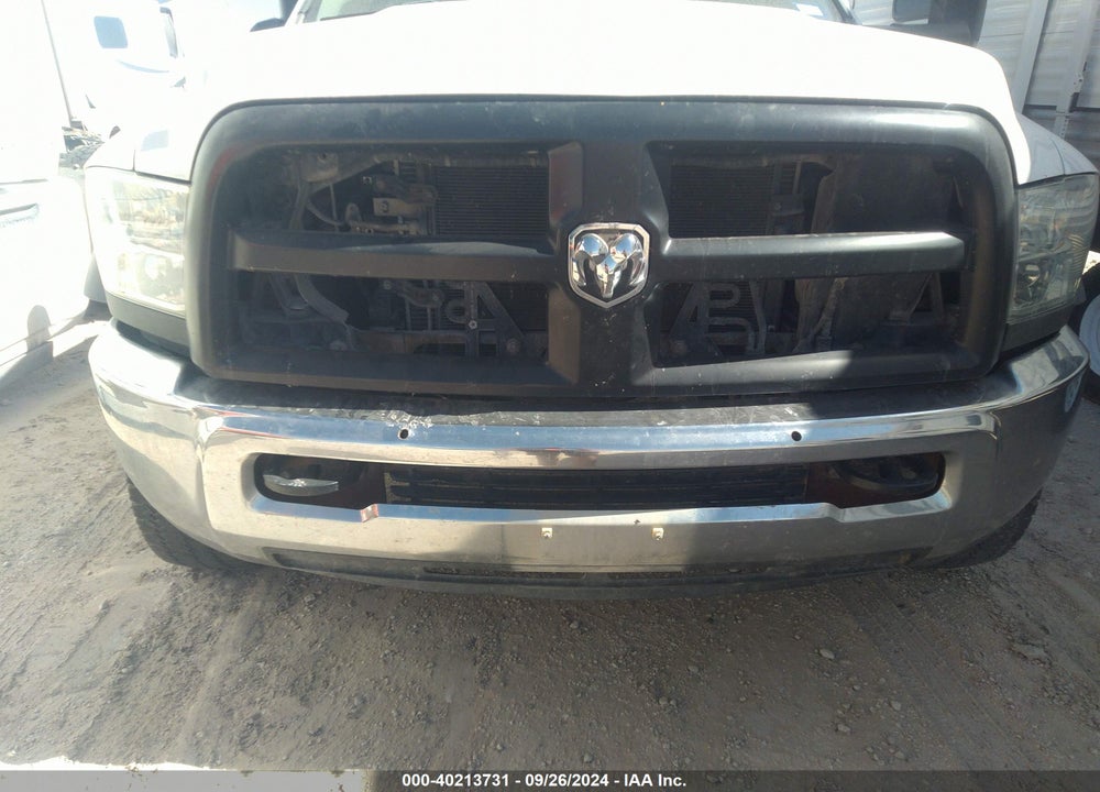 2018 RAM 5500 CHASSIS TRADESMAN/SLT VIN: 3C7WRMBJ3JG218849