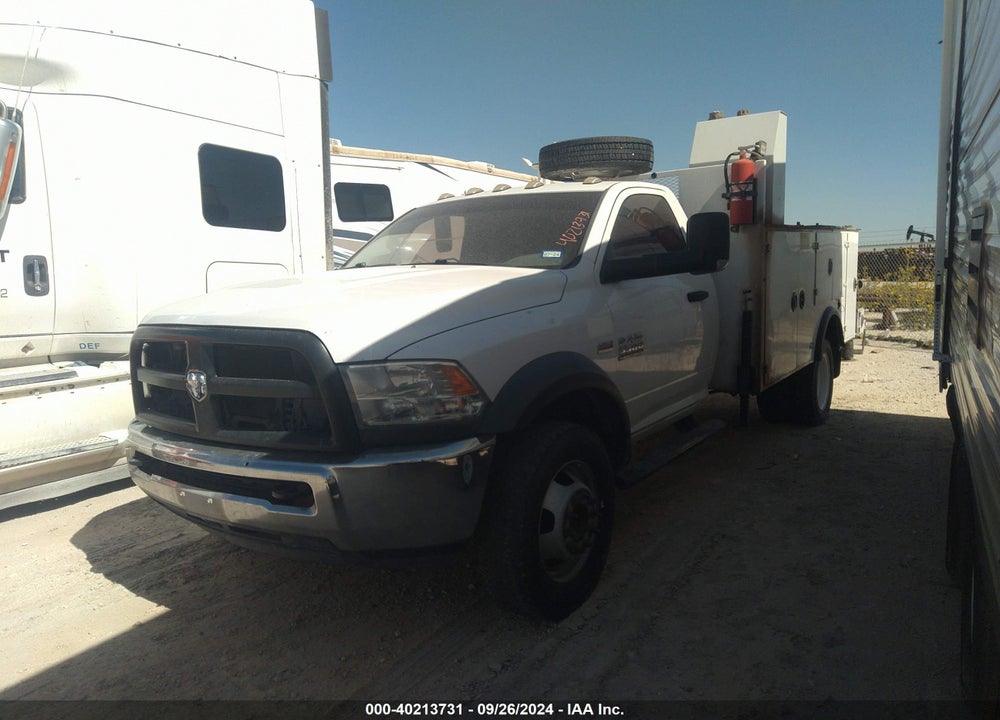 2018 RAM 5500 CHASSIS TRADESMAN/SLT VIN: 3C7WRMBJ3JG218849