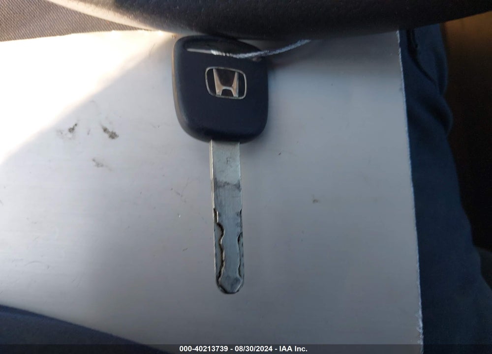2004 HONDA CIVIC LX VIN: 1HGEM22514L011058