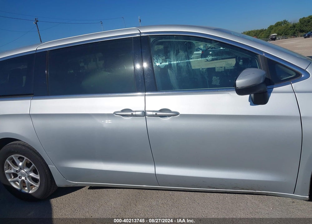 2023 CHRYSLER PACIFICA TOURING L VIN: 2C4RC1BG8PR520929