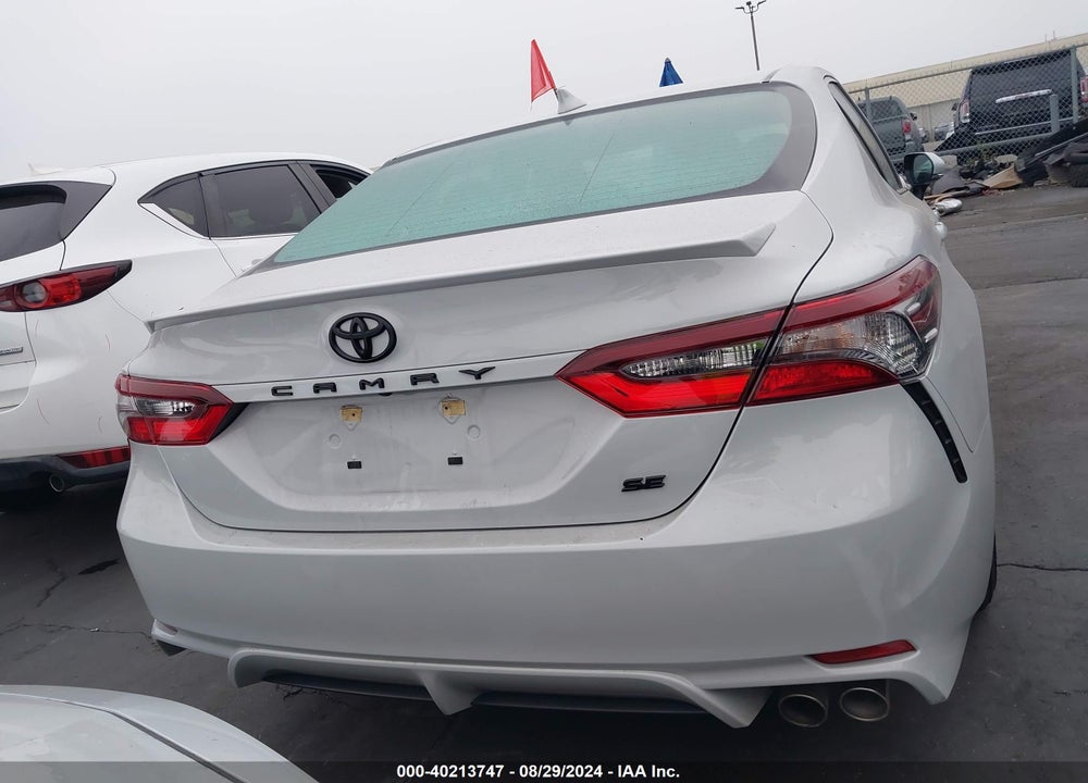2022 TOYOTA CAMRY SE VIN: 4T1G11AK6NU076755