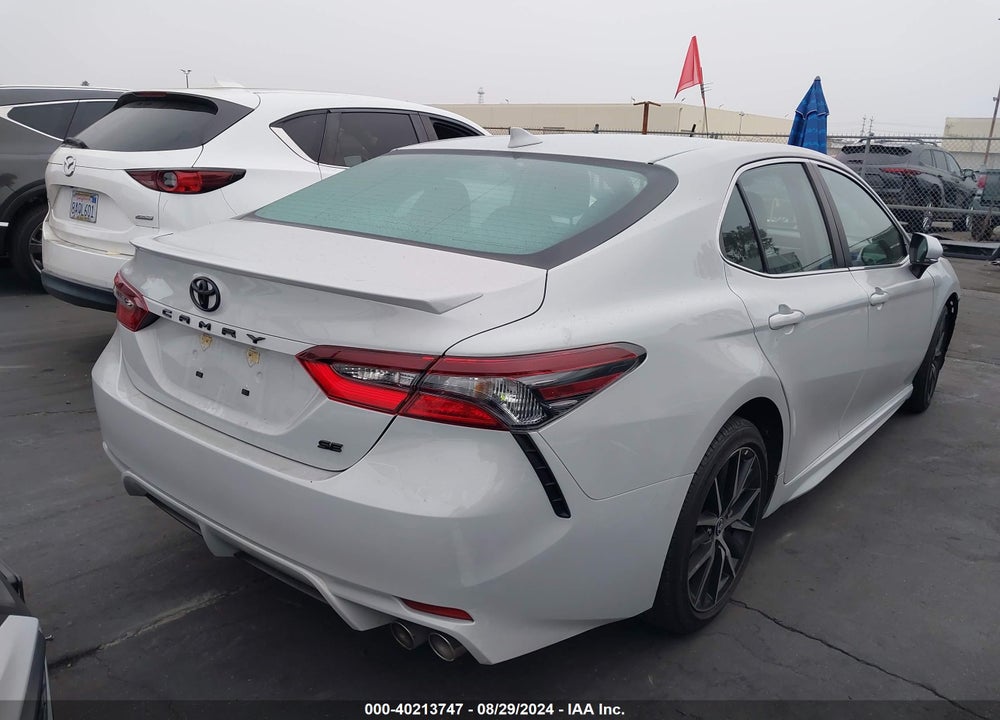 2022 TOYOTA CAMRY SE VIN: 4T1G11AK6NU076755