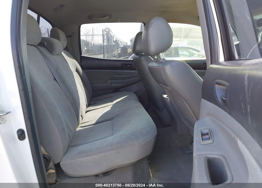 2006 TOYOTA TACOMA PRERUNNER V6 VIN: 5TEKU72N46Z233404