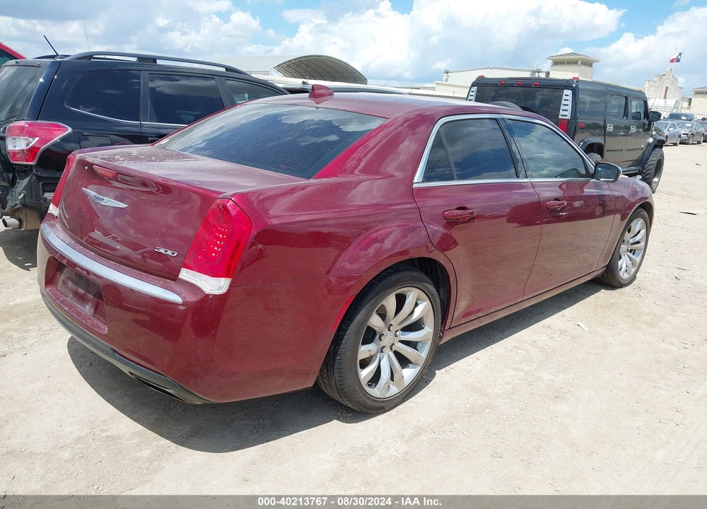 2020 CHRYSLER 300 TOURING VIN: 2C3CCAAG6LH239160