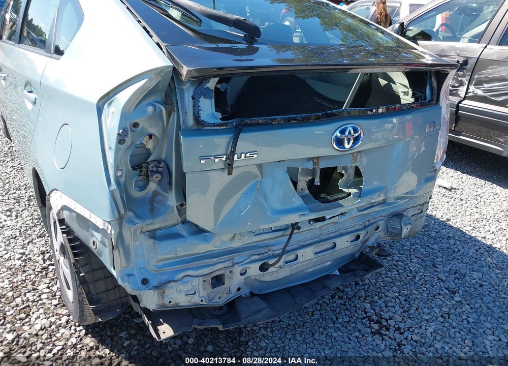 2014 TOYOTA PRIUS THREE VIN: JTDKN3DU3E1817618