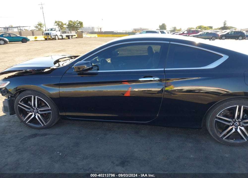 2016 HONDA ACCORD TOURING VIN: 1HGCT2B01GA006179