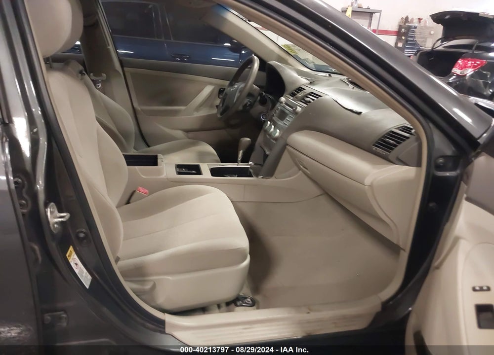 2009 TOYOTA CAMRY LE VIN: 4T1BE46K19U852191