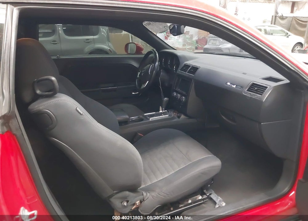 2014 DODGE CHALLENGER SXT VIN: 2C3CDYAG1EH263424