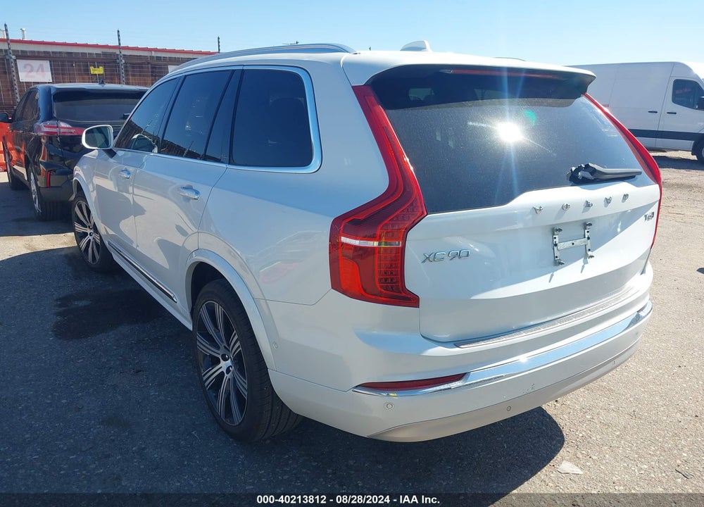 2022 VOLVO XC90 T6 INSCRIPTION 6 PASSENGER VIN: YV4A221LXN1825173