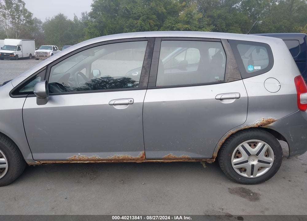 2007 HONDA FIT VIN: JHMGD37417S036967