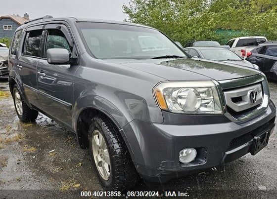 2011 HONDA PILOT EX VIN: 5FNYF4H4XBB071422