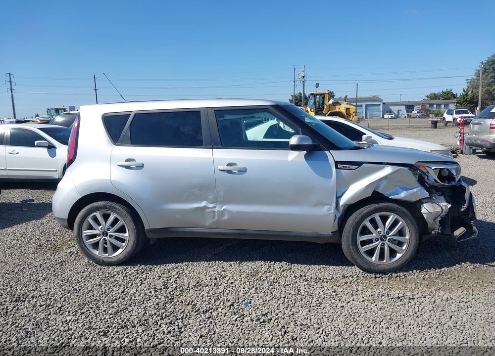 2018 KIA SOUL VIN: KNDJP3A58J7600205