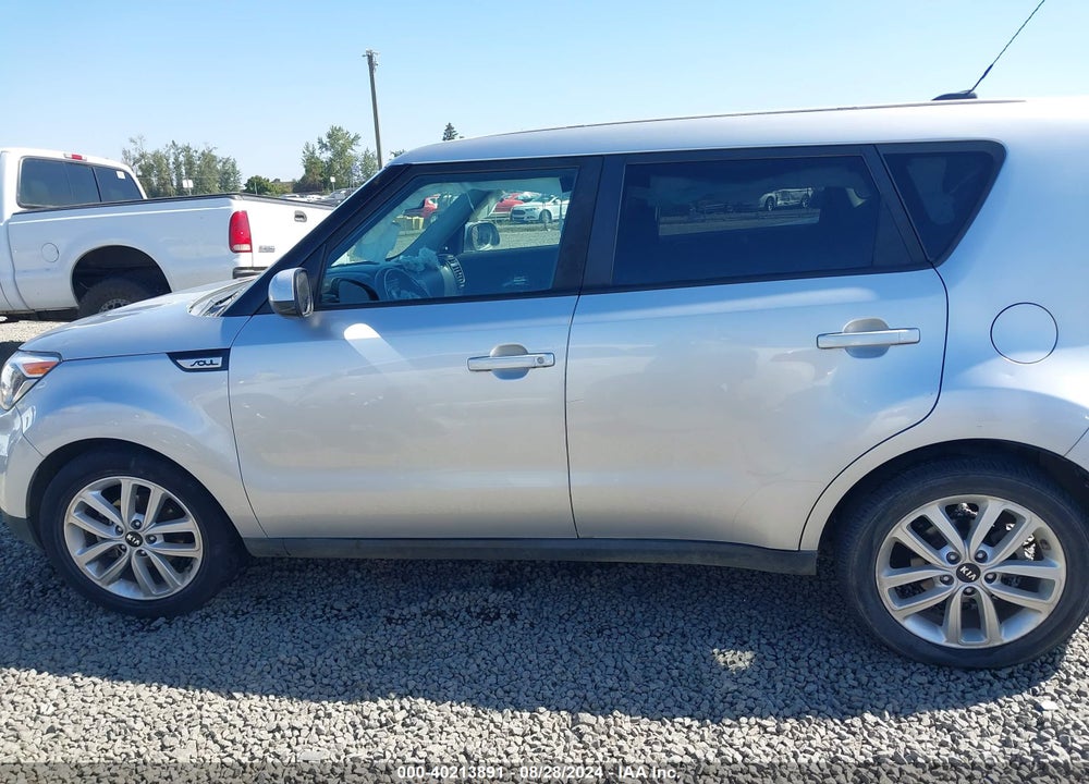 2018 KIA SOUL VIN: KNDJP3A58J7600205