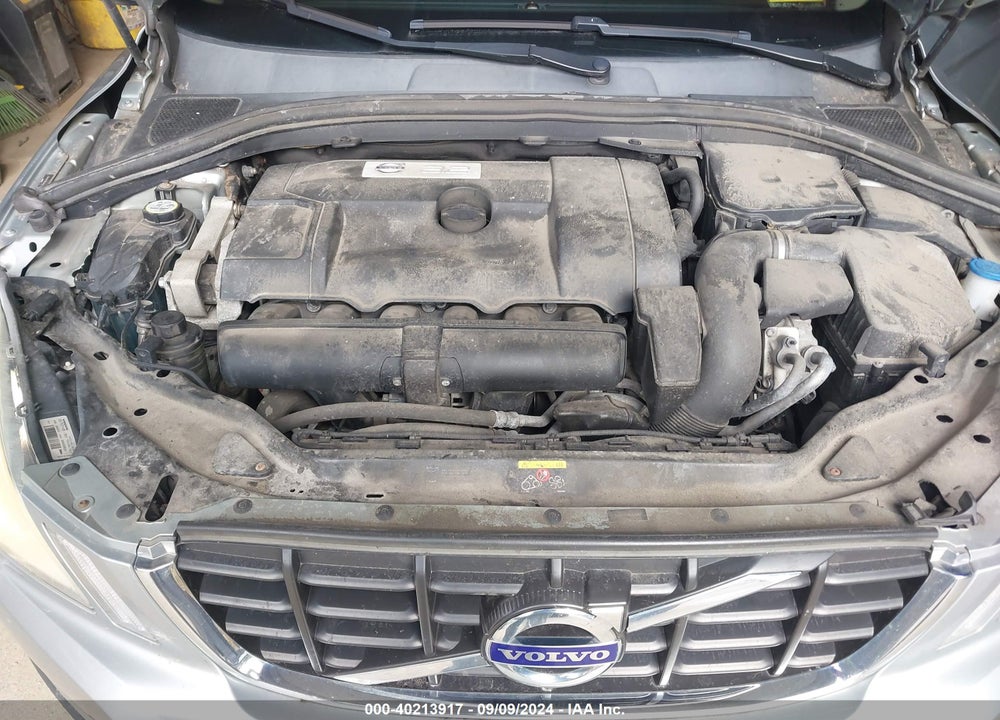 2011 VOLVO XC60 3.2/3.2 R-DESIGN VIN: YV4940DZ1B2141846