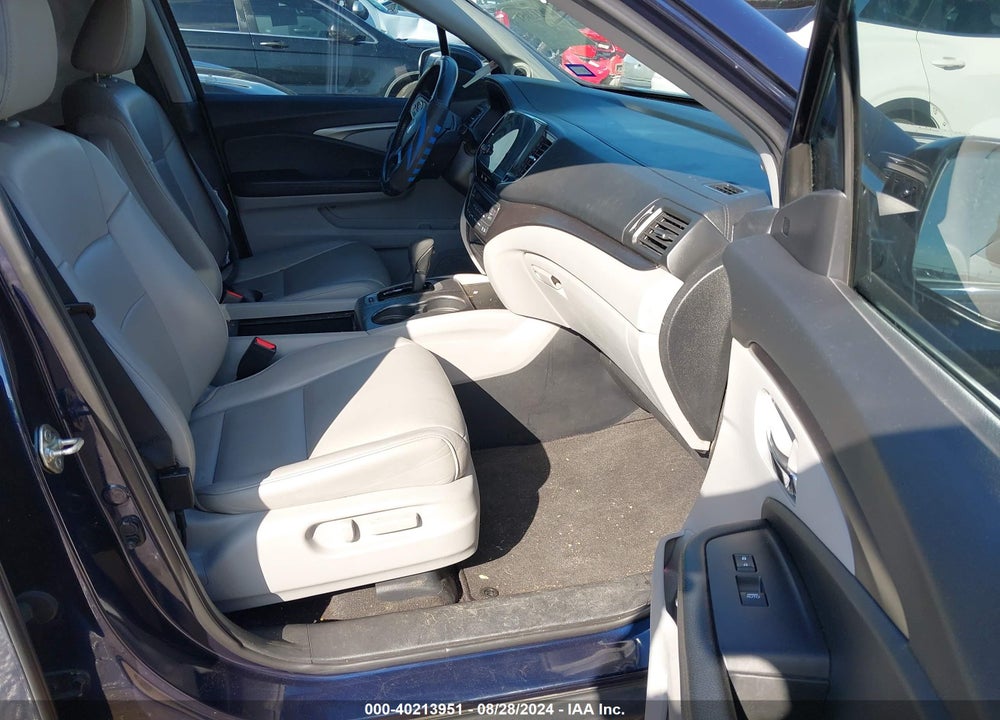 2019 HONDA PILOT EX-L VIN: 5FNYF5H52KB034086