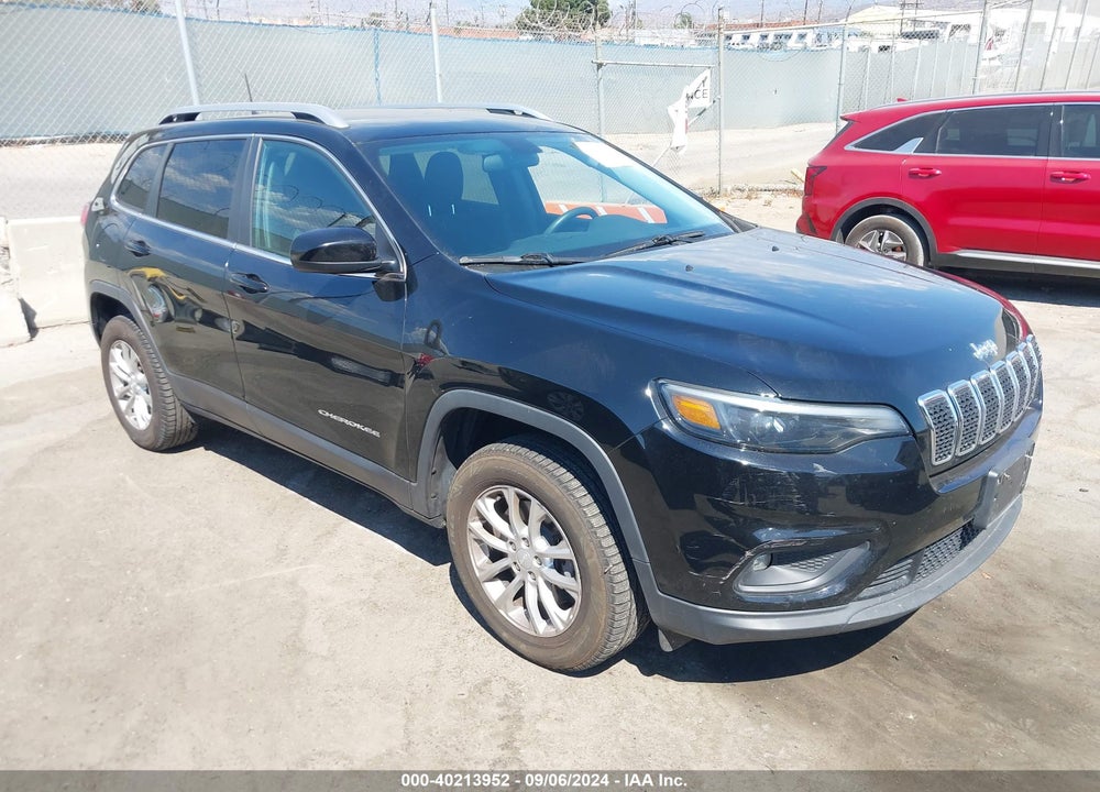2019 JEEP CHEROKEE LATITUDE 4X4 VIN: 1C4PJMCX4KD306609