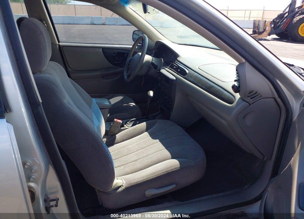 2004 CHEVROLET CLASSIC VIN: 1G1ND52FX4M569552