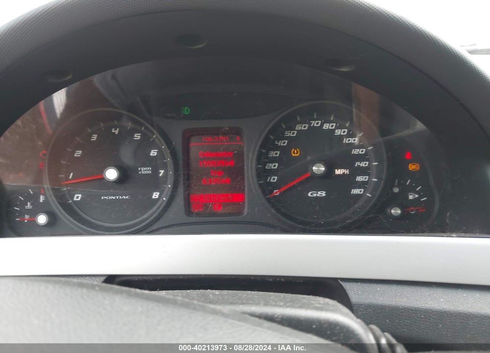 2009 PONTIAC G8 VIN: 6G2ER57719L207656