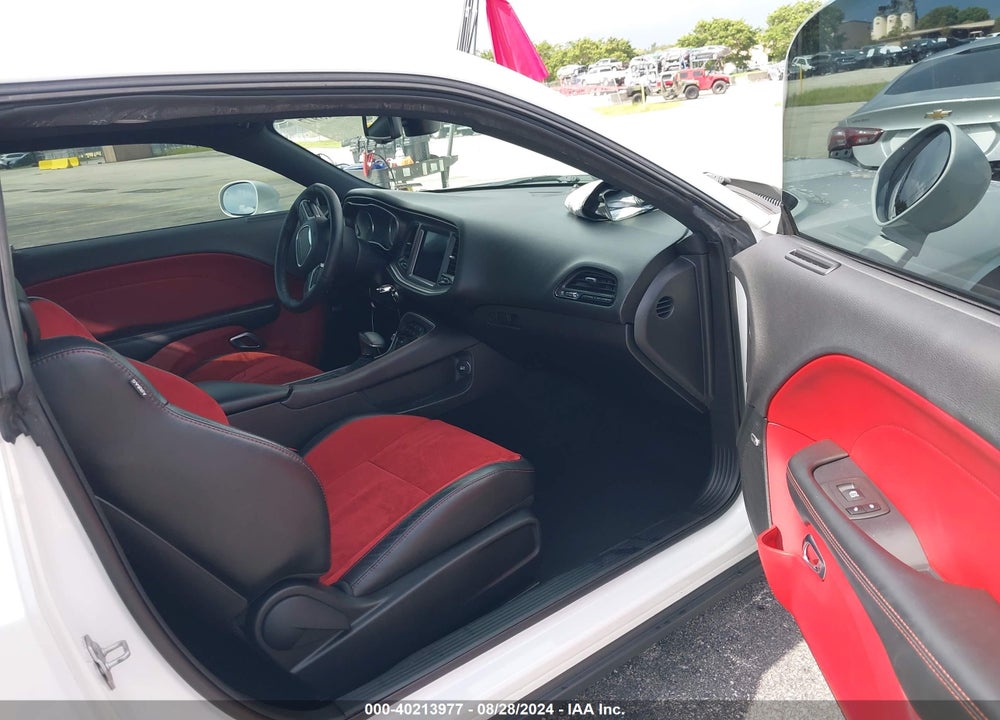 2019 DODGE CHALLENGER GT VIN: 2C3CDZJG9KH571166