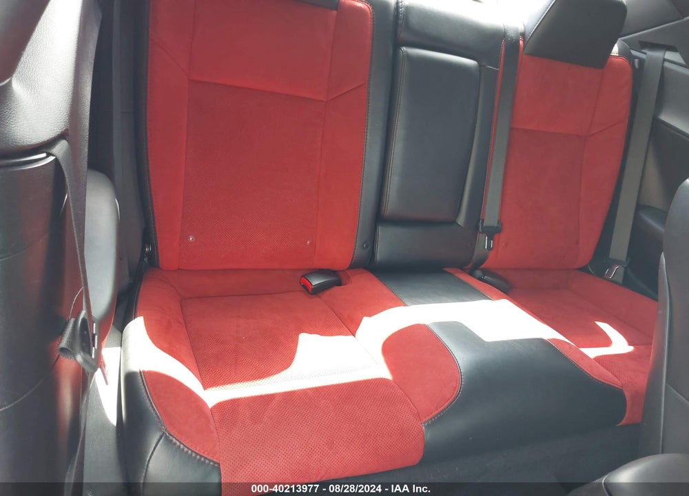 2019 DODGE CHALLENGER GT VIN: 2C3CDZJG9KH571166