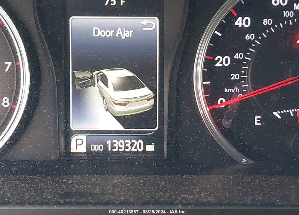 2015 TOYOTA CAMRY SE VIN: 4T1BF1FK7FU082523