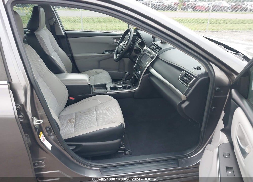 2015 TOYOTA CAMRY SE VIN: 4T1BF1FK7FU082523