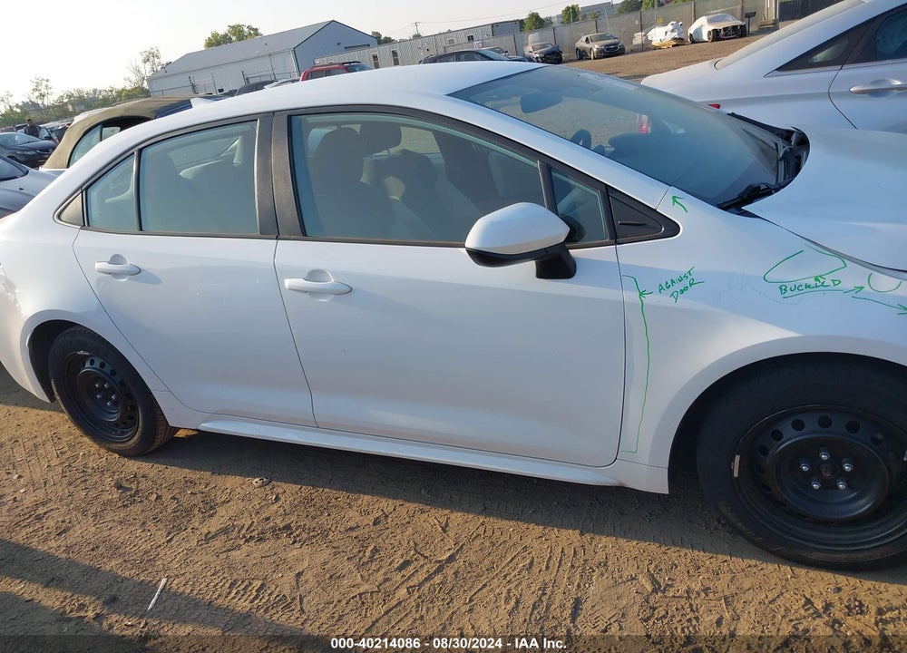 2021 TOYOTA COROLLA LE VIN: 5YFEPMAE0MP165500