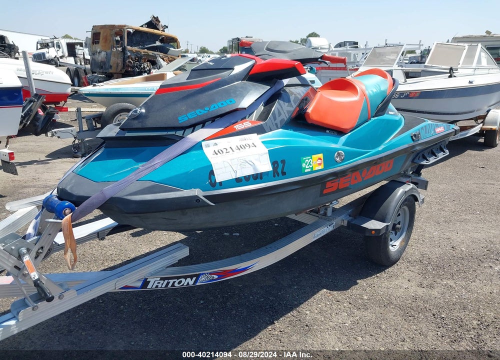 2018 SEADOO --- VIN: YDV40162A818