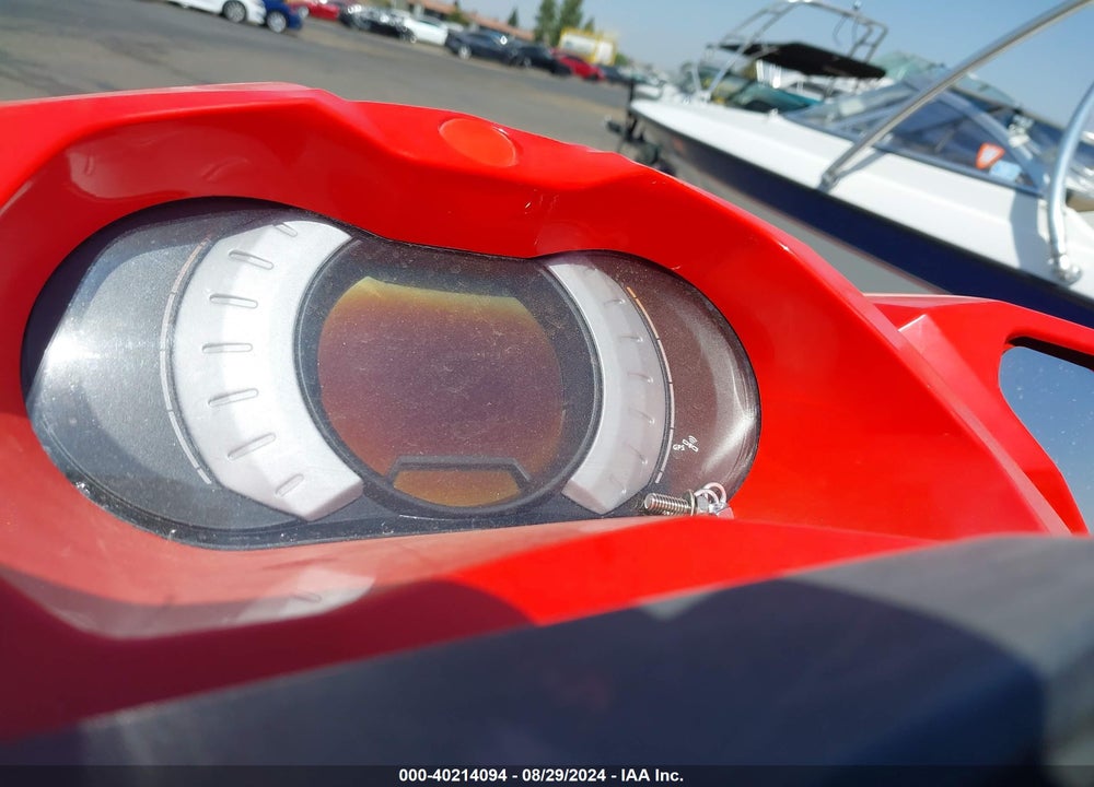 2018 SEADOO --- VIN: YDV40162A818