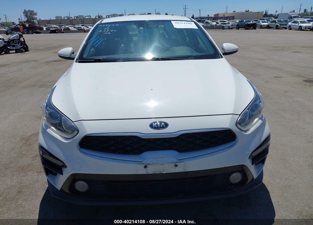 2019 KIA FORTE LXS VIN: 3KPF24AD8KE134004