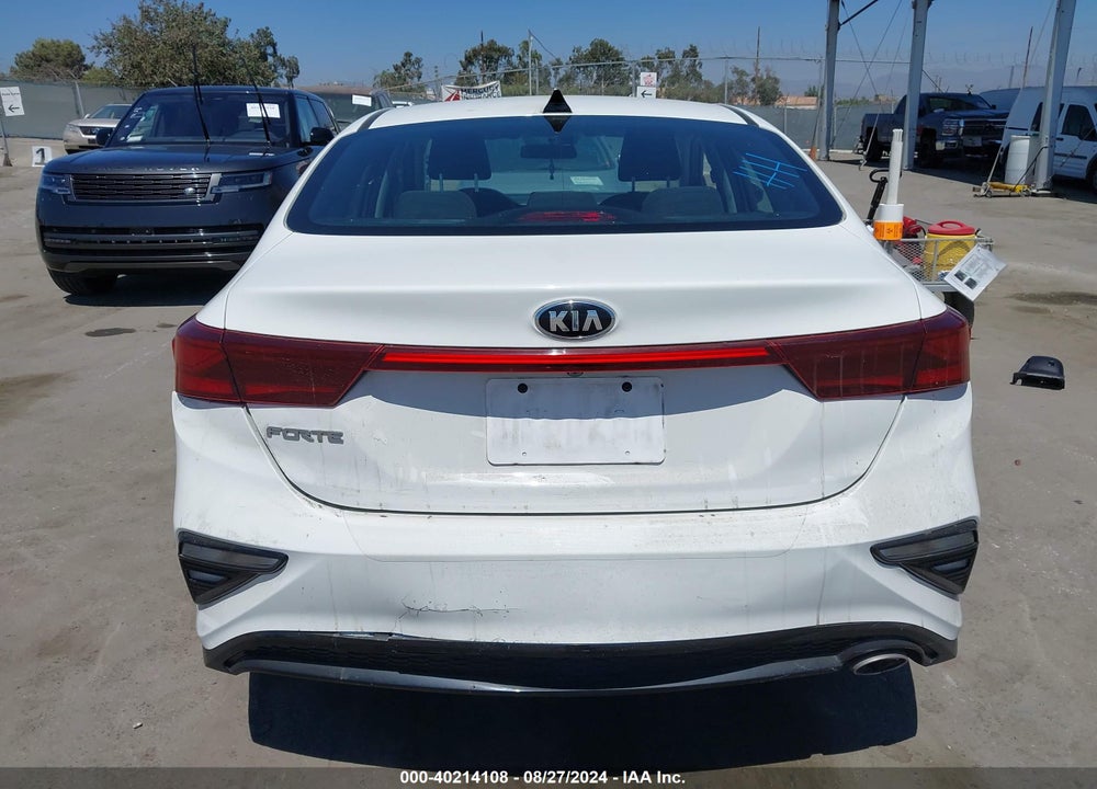 2019 KIA FORTE LXS VIN: 3KPF24AD8KE134004