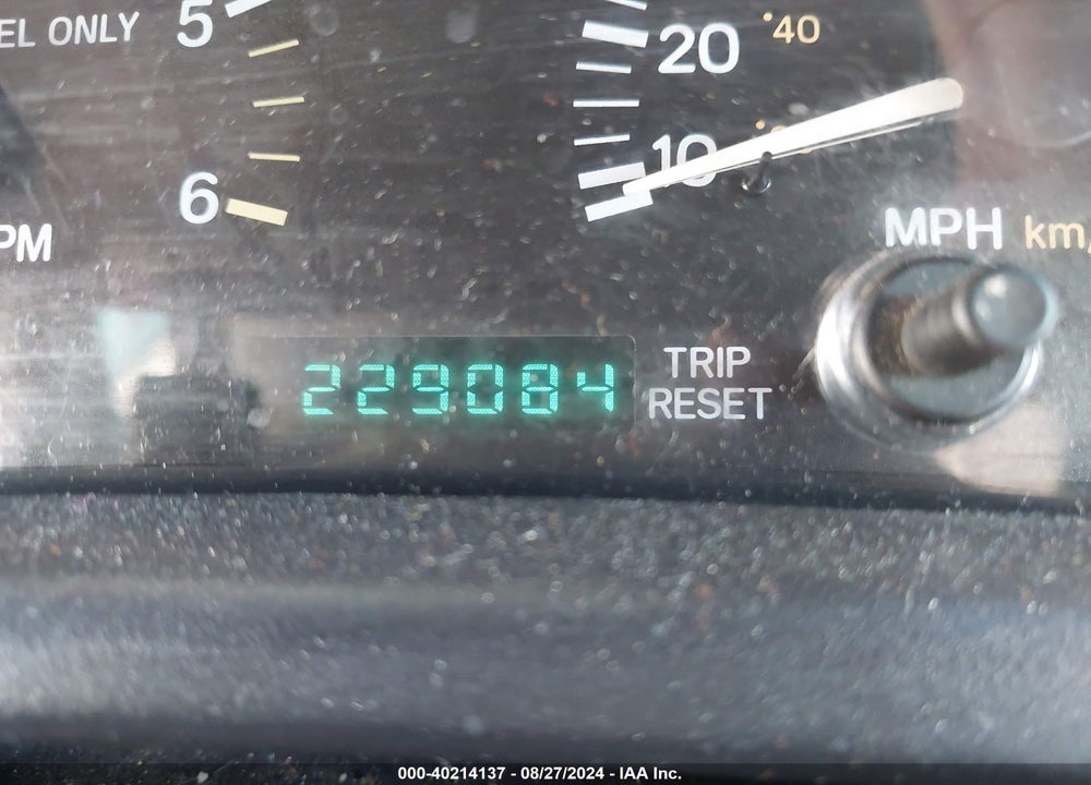 1998 JEEP CHEROKEE CLASSIC/LIMITED/SPORT VIN: 1J4FJ68S6WL174608