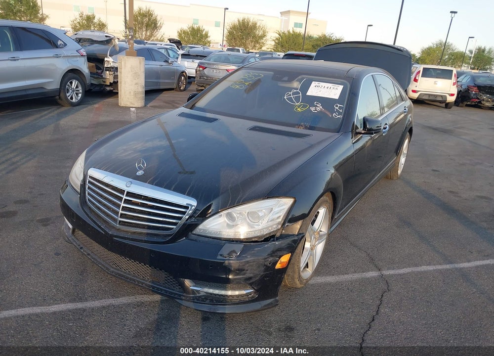 2010 MERCEDES-BENZ S 550 VIN: WDDNG7BBXAA345384