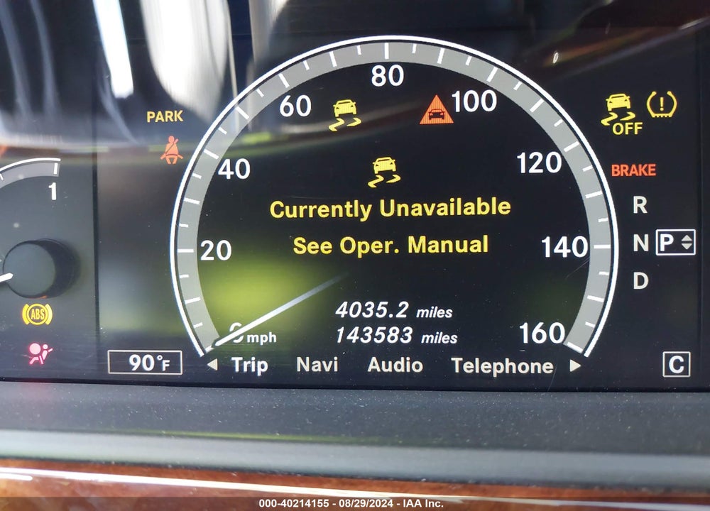 2010 MERCEDES-BENZ S 550 VIN: WDDNG7BBXAA345384