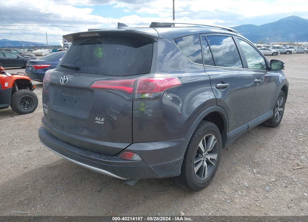 2017 TOYOTA RAV4 XLE VIN: JTMRFREV6HJ702537