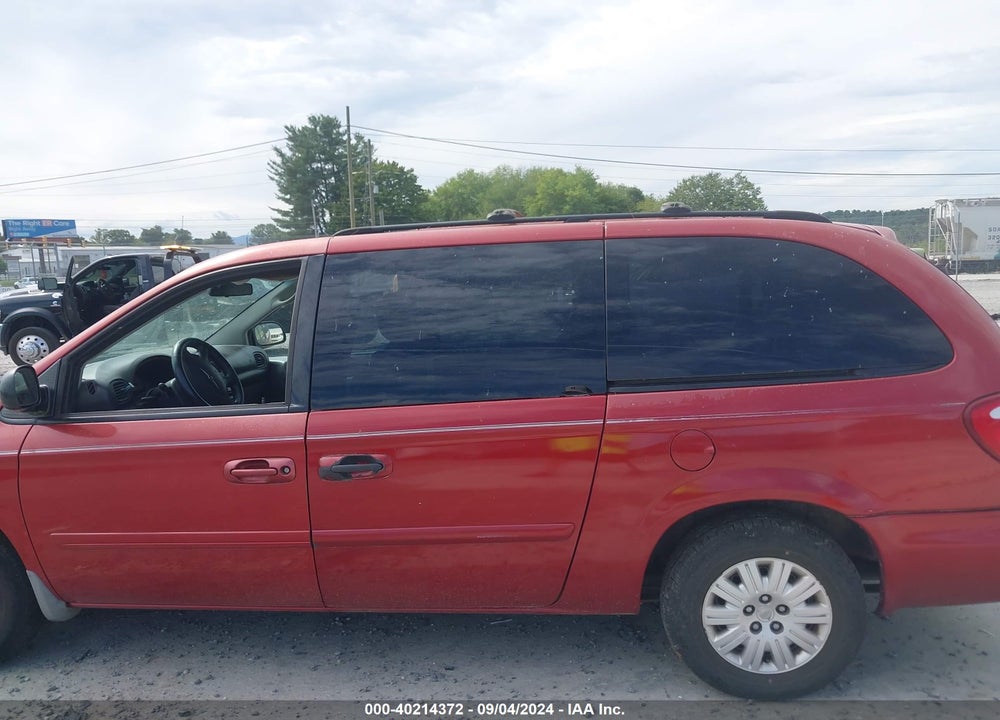 2007 CHRYSLER TOWN & COUNTRY VIN: 2A4GP44R47R109260