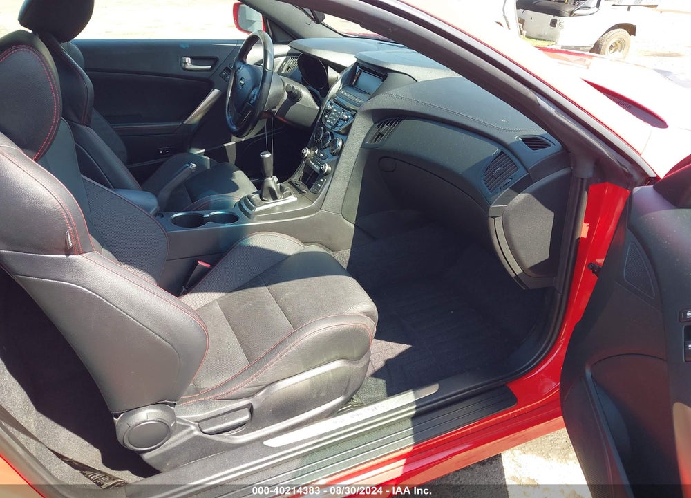 2015 HYUNDAI GENESIS 3.8 R-SPEC VIN: KMHHU6KJ0FU128624