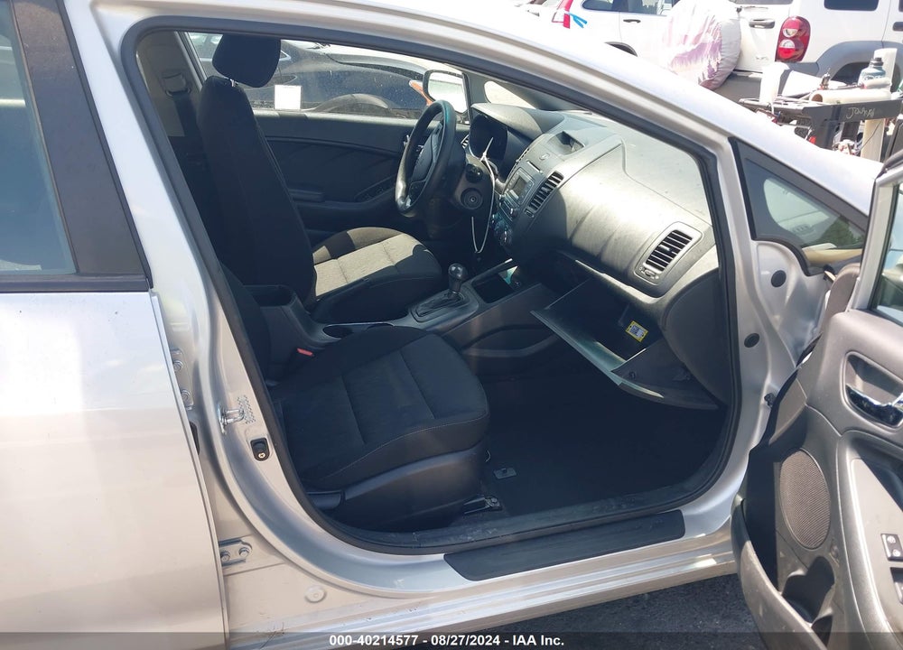 2016 KIA FORTE LX VIN: KNAFK4A65G5449487