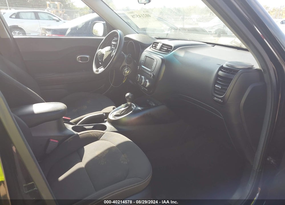 2018 KIA SOUL VIN: KNDJN2A27J7573777