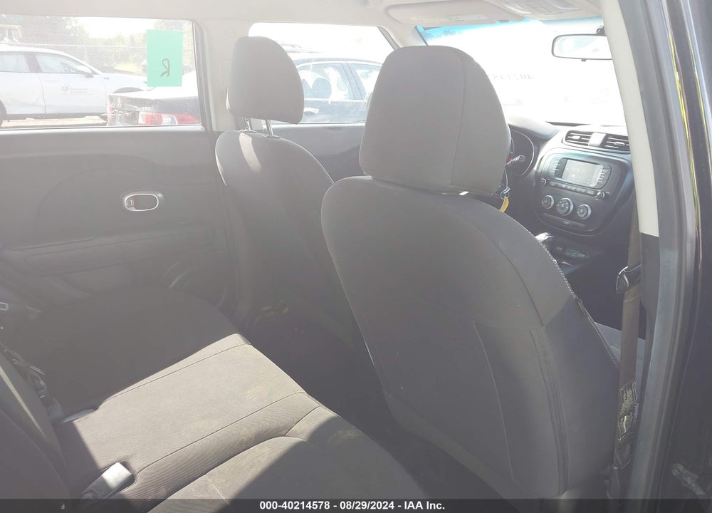 2018 KIA SOUL VIN: KNDJN2A27J7573777