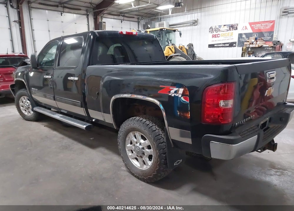 2014 CHEVROLET SILVERADO 2500HD LT VIN: 1GC1KXCG3EF116037
