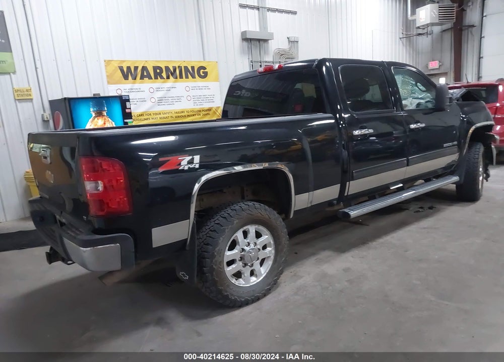 2014 CHEVROLET SILVERADO 2500HD LT VIN: 1GC1KXCG3EF116037