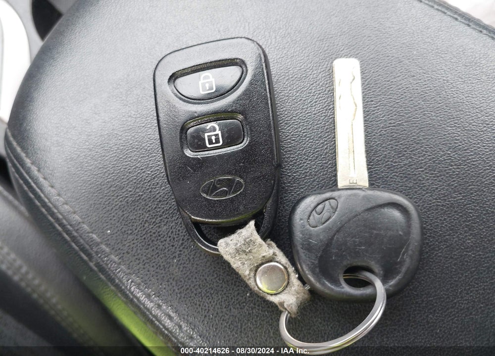 2013 HYUNDAI TUCSON GLS VIN: KM8JU3AC8DU684132