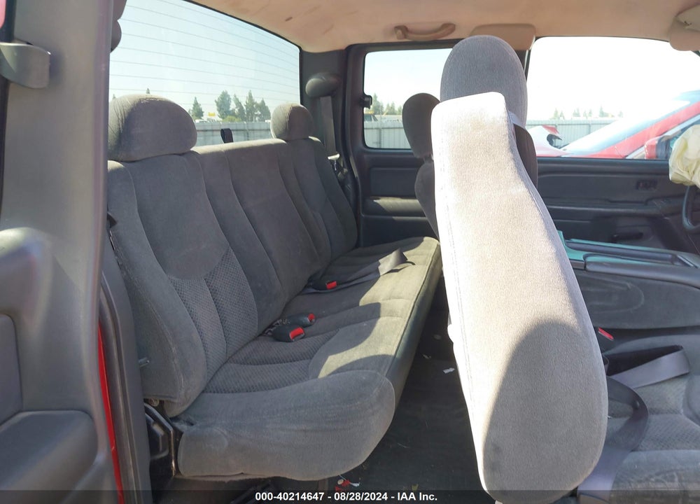 2004 CHEVROLET SILVERADO 1500 LS VIN: 2GCEC19V541187831
